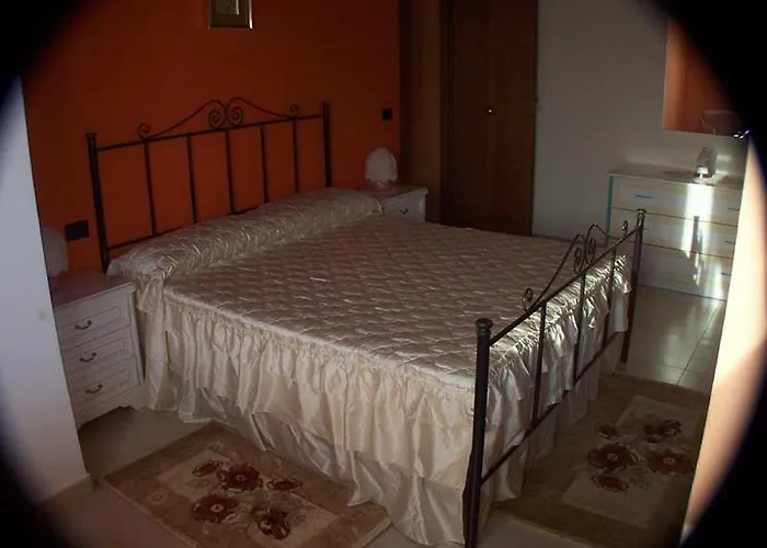 Eclissi לינה וארוחת בוקר קריאטי