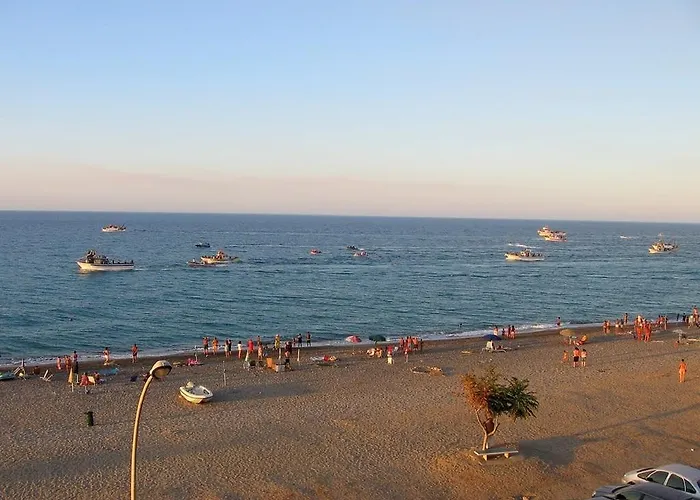 Eclissi לינה וארוחת בוקר 3*